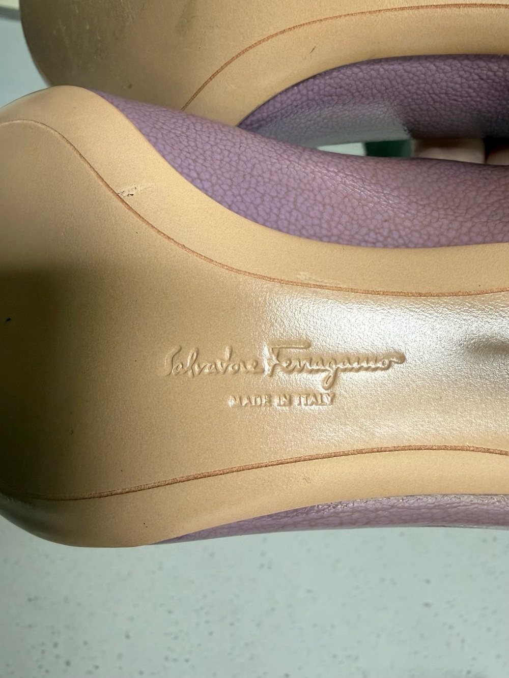 Salvatore Ferragamo Lilac Vara Bow Peep-Toe Pumps - Picture 14 of 16